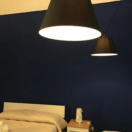 לינה וארוחת בוקר Blumoon *